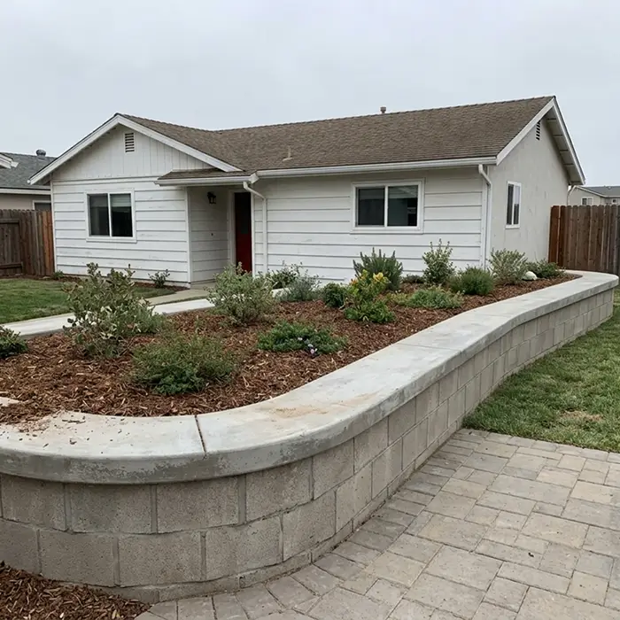 Seat wall and planter